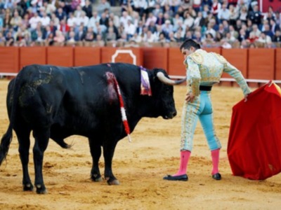 Ovaciones para Castaño y Alberto Aguilar