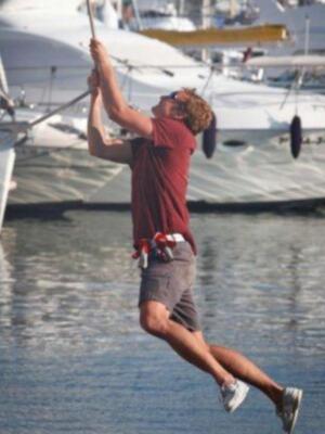 Piere Casiragui, tercer hijo de la Princesa Carolina de Mónaco y miembro de la Tripulación del Tuiga, en "la Semana Clásica de Puerto Sherry"