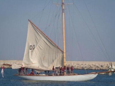 Piere Casiragui, tercer hijo de la Princesa Carolina de Mónaco y miembro de la Tripulación del Tuiga, en "la Semana Clásica de Puerto Sherry"