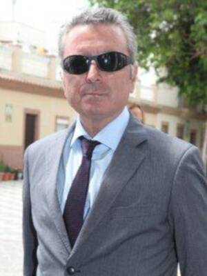 José Fernando recibe un millón de euros, herencia de Rocío Jurado de mano de su padre Ortega Cano