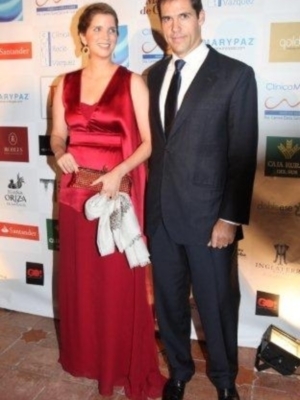 Luis Alfonso de Borbón y su esposa Margarita Vargas, padrinos de la magnifica fiesta de la revista Escaparate en Sevilla