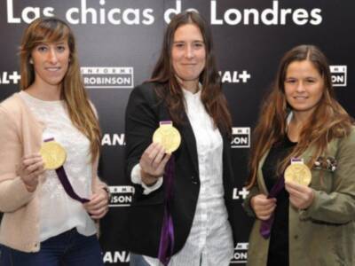 Las chicas de oro de olimpiada de Londres despiden el año con Michael Robinson en Canal Plus