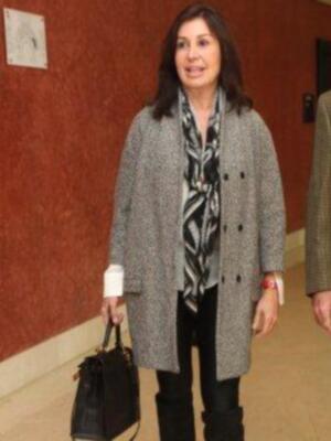 Carmen Martínez Bordiú inaugura el salón del caballo en Sevilla