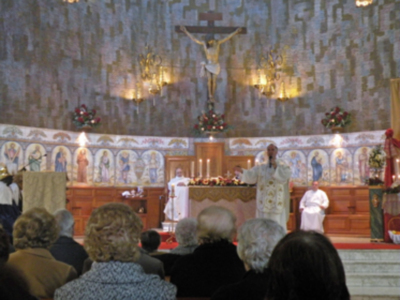 Sevilla. Misa del día de Reyes en la parroquia de Sta. María de las Flores de Sevilla.
