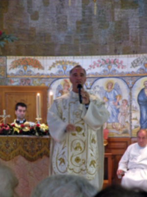 Sevilla. Misa del día de Reyes en la parroquia de Sta. María de las Flores de Sevilla.