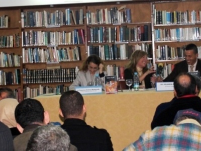 La escritora Yolanda aldón recitará en estepona en un acto institucional junto al compositor marroquí, el haj younes, con motivo del día de Andalucía