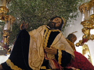 Pasos de Hermandades sevillana, que no procesionaron por lluvia en el Vía-crucis del año de la fe de Sevilla.
