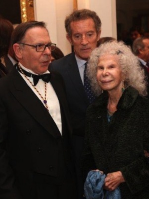 La duquesa de Alba, presidenta de honor de la fundación real academia de medicina y cirugía de Sevilla