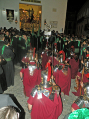 Esplendor de Jueves Santo en la Hermandad de la Vera-cruz de Alcalá del Río