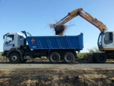 Sofocados dos incendios producidos en la tarde y la noche de ayer en zonas rurales(Chipiona) 