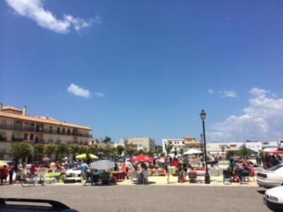 70 participantes en el Primer Rastro artesano y de segunda mano(Chipiona)