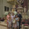 Sevilla.  Rosario en familia por el matrimonio Bermúdez y Barquera con sus hijos en el séptimo día de la novena a la Virgen  de los Reyes.