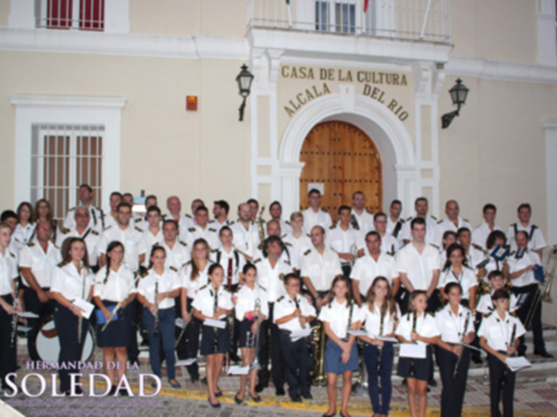 Provincia de Sevilla. La Escuela y Banda de Música de la Hermandad de Soledad de Alcalá del Río abre la Inscripción para el curso 2014/2015.