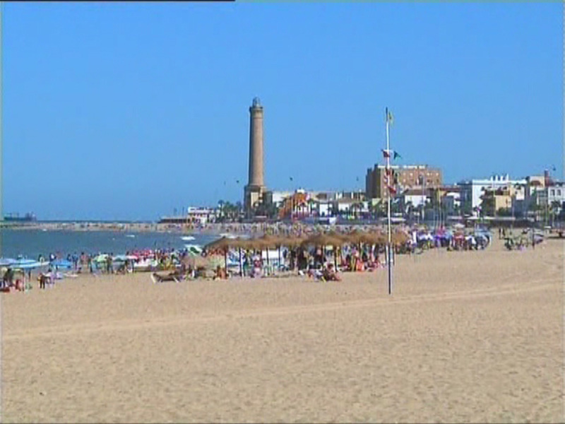 Los profesionales de playas y medioambiente recuerdan que se debe limitar la presencia de animales(Chipiona)