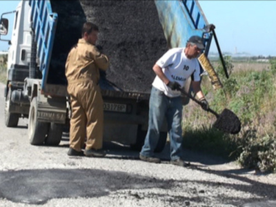 Agricultura y Comunidad de Regantes ultiman la mejora del asfaltado de la Cañada Real de Chapitel.(Chipiona) 