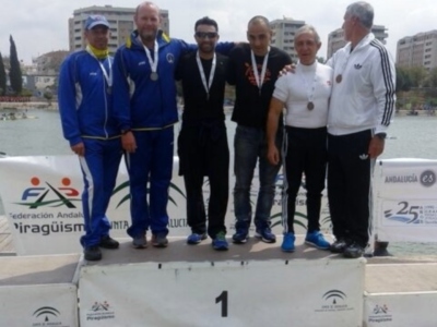El Club Piragüismo Triana, campeón de Andalucía de barcos de equipo