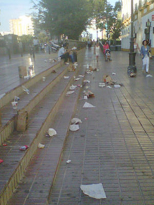 Suciedad en Puerta Jerez.