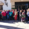 Un crespón negro recuerda a las mujeres fallecidas con motivo de la conmemoración del 25 de noviembre(Chipiona)
