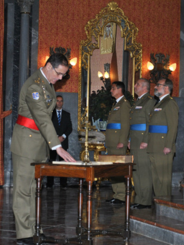 El General de División Carlos Palacios Zaforteza toma posesión como Jefe de Estado Mayor de la Fuerza Terrestre