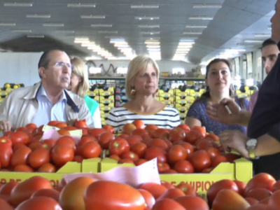 La candidata del PP al Congreso María José García-Pelayo reconoce el valor de Mercado Rivera en generación de empleo y proyección exterior