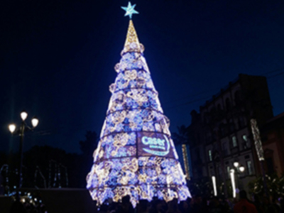Inagurado el alumbrado navideño de Sevilla 2016