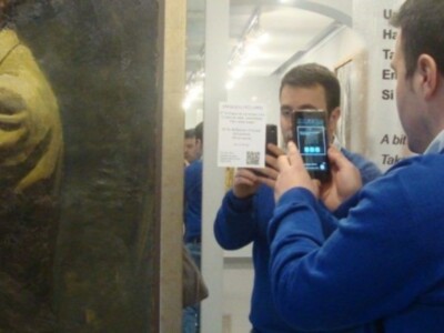 Lienzos sonoros con la Giralda de Sevilla.