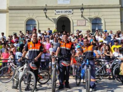 A Chipiona le gusta la bici y lo vive a lo grande con una gran fiesta ciudadana