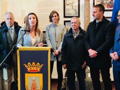 Abre sus puertas la exposición '150 años de luz' que acerca la historia del emblemático faro de Chipiona