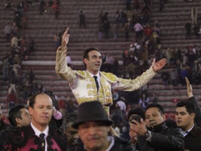 'Se cumplió el sueño', nuevo vídeo de Enrique Ponce tras su triunfo en México