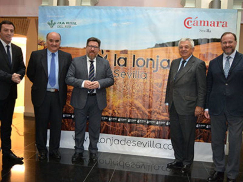 Presentación de la Lonja de Sevilla, evento organizado por Caja Rural del Sur y Cámara de Comercio.