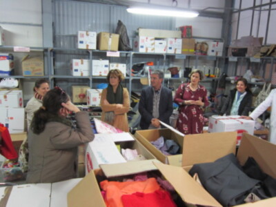 La Directora General de Participación Ciudadana y Voluntariado de la Junta de Andalucía visita Madre Coraje