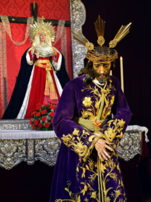 Devoto Besamanos a Jesús el Nazareno.