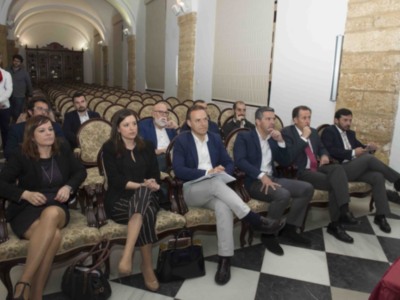 Diputación de Cádiz acoge un encuentro de alcaldes con la Asociación RETE para profundizar en la integración de los puertos en las ciudades