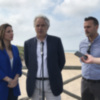 El subdelegado del Gobierno en Cádiz visita las actuaciones de reposición y recuperación de accesos a las playas que se están realizando en Chipiona