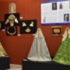 La ciudad de Dos Hermanas expone en el mercantil los enseres de la Hermandad del Valme.