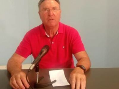 Manuel Miranda muestra en su cita veraniega del Chusco una treintena de plumillas y acuarelas