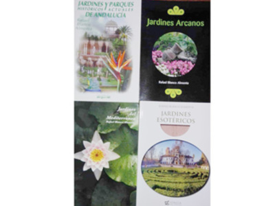 Libros sobre jardines históricos y actuales de Andalucía, con imágenes de paisajes y flores.