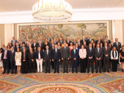 La decana del Colegio de Procuradores de Sevilla participa en la recepción del Rey al Consejo General
