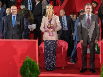 S.A.R. Doña Elena de Borbón y Grecia, Duquesa de Lugo, y el alcalde de Sevilla, Juan Espadas, han inaugurado hoy la 28ª edición del Salón Internaciona