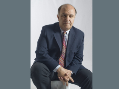 Presentación HOY del libro “Del Plomo al Bit” del periodista Manuel Capelo el 20 febrero en el Ateneo de Sevilla
