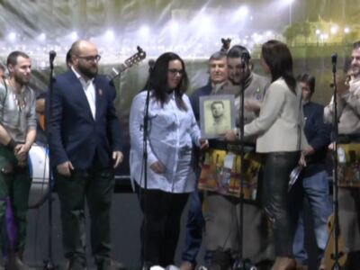 Chipiona recupera con éxito sus recordadas noches del Cine Principal con un acto que lleva desde ahora el nombre de Rafael El Camarón