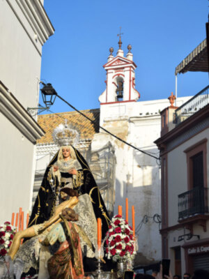 Procesión de traslado por obra en la Real Ermita de San Gregorio de Osset de los titulares de la Soledad Ilipense.