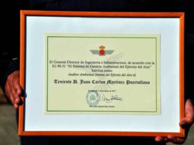 El Acuartelamiento Aéreo de Tablada y Maestranza Aérea con el certificado ISO 14001, como mejor sistema de gestión medioambiental.