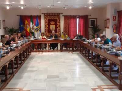 El Pleno ordinario de septiembre aprueba de manera unánime catorce de los dieciocho puntos que se debatieron