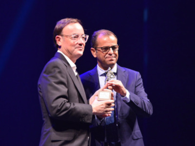 Canal Sur entrega a Manuel Martín Cuenca el Premio a la Trayectoria en el Festival de Cine de Sevilla