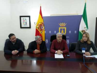 Ayuntamiento de Chipiona y Acitur firman un convenio para el desarrollo del Centro Comercial Abierto