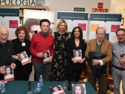 'Canta, Rocío, Canta', el libro que rinde homenaje a Rocío Jurado,