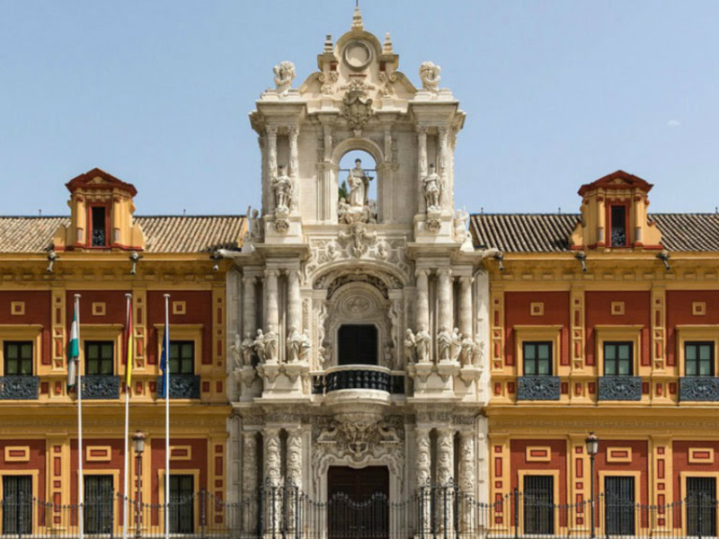 Palacio de San Telmo, una joya arquitectónica en el centro de Málaga, España.