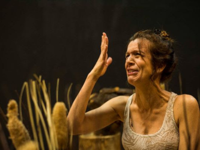 Teatro Central de Sevilla. 20 y 21 de noviembre tenemos gato presenta La perra (o la necesidad de ser amado)