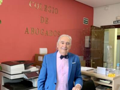 Cariñosa despedida al responsable de la Sala de Togas de los juzgados Joaquín Álvarez es una de las personas más carismáticas y queridas de las sedes 